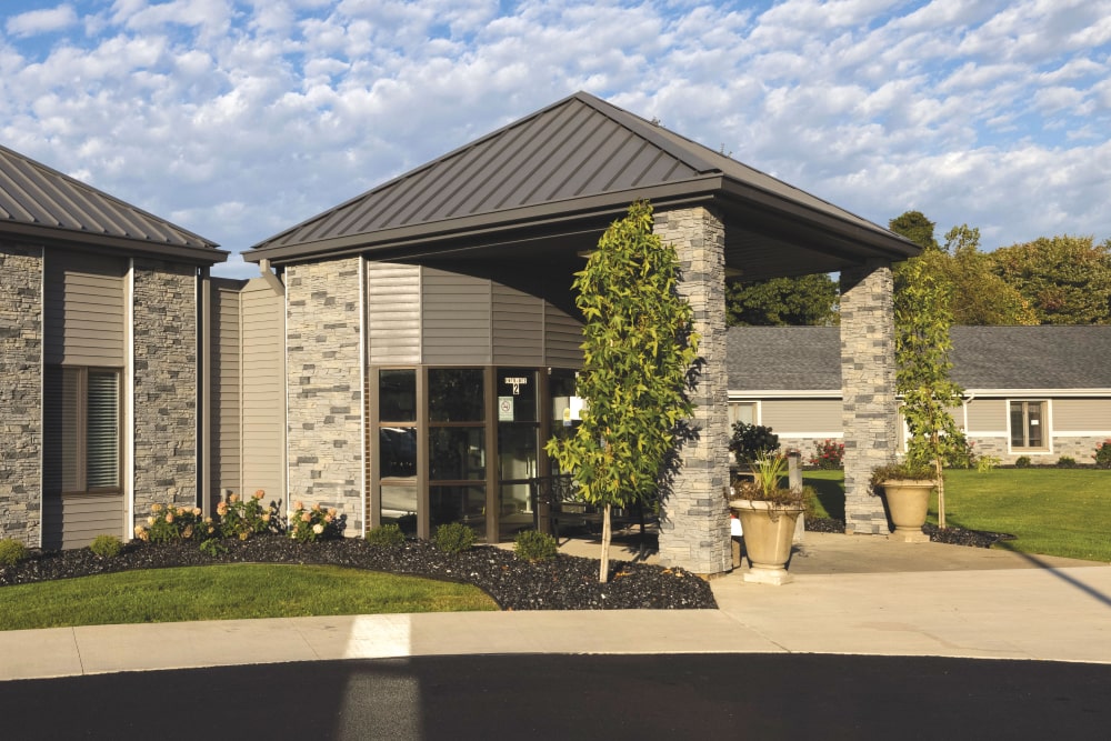 Bootstrap via serper_images (https://www.inspirahealthgroup.com/senior-care-facility-locations/caprice-north-lima-ohio/)